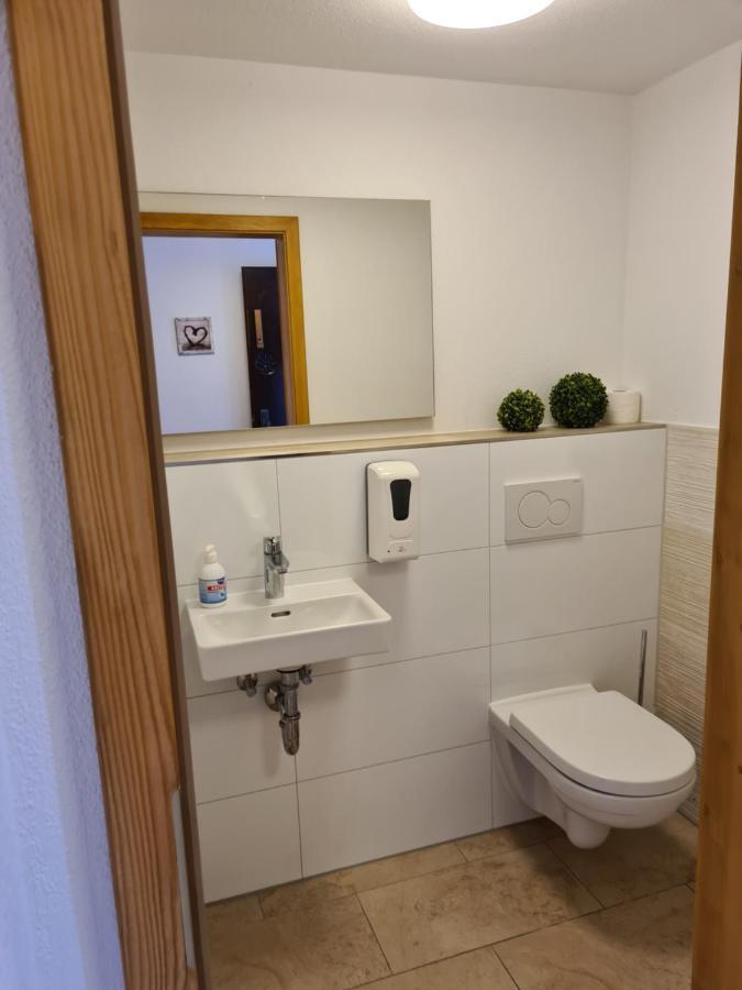 Schoenes Ferienhaus Am Herrenberg 基姆湖畔普林 外观 照片